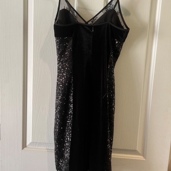 Little black dress! - Picture 3 of 3